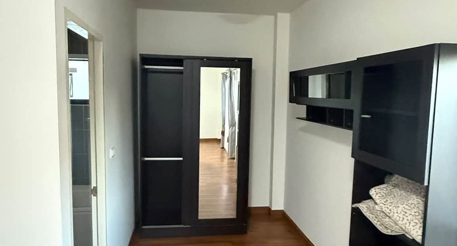 For rent 3 bedrooms house in Mueang Chiang Mai, Chiang Mai