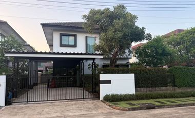 For rent 3 bedrooms house in Mueang Chiang Mai, Chiang Mai