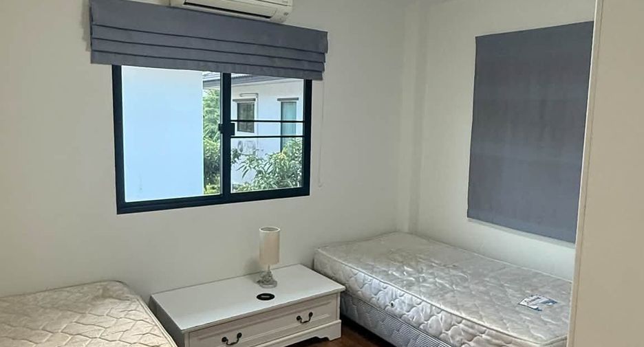 For rent 3 bedrooms house in Mueang Chiang Mai, Chiang Mai