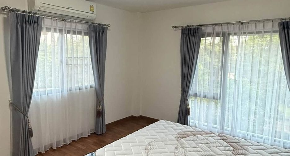 For rent 3 bedrooms house in Mueang Chiang Mai, Chiang Mai