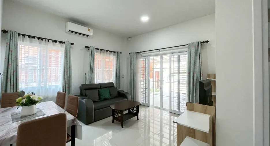 À louer 2 chambres maison à Hang Dong, Chiang Mai