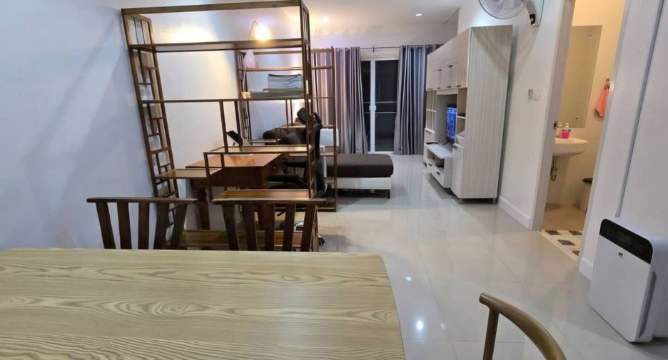 For rent 2 bedrooms house in Mueang Chiang Mai, Chiang Mai