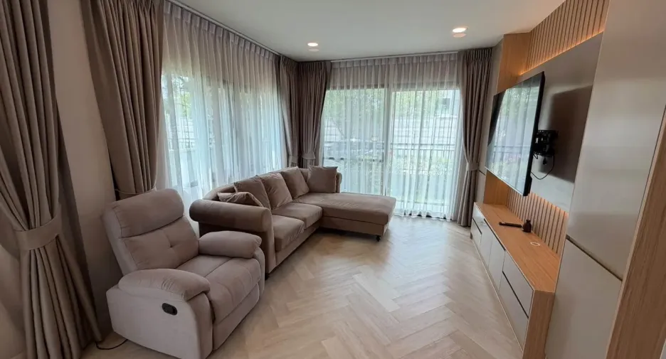 For rent 3 bedrooms house in Bang Phli, Samut Prakan