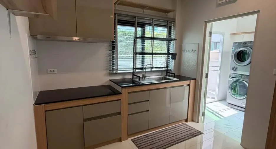 For rent 3 bedrooms house in Bang Phli, Samut Prakan
