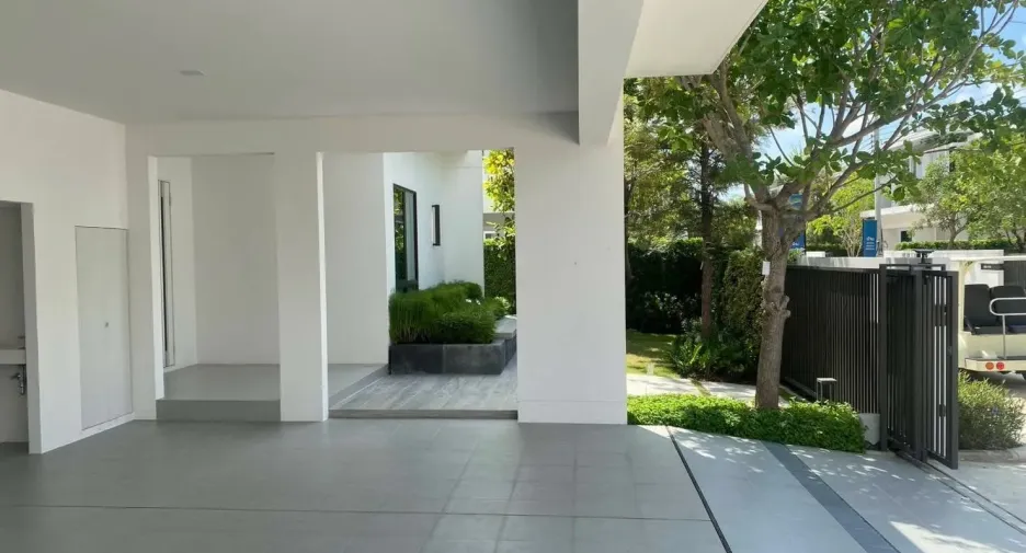 ขาย และ ให้เช่า 4 ห้องนอน บ้านเดี่ยว ใน บางพลี, สมุทรปราการ