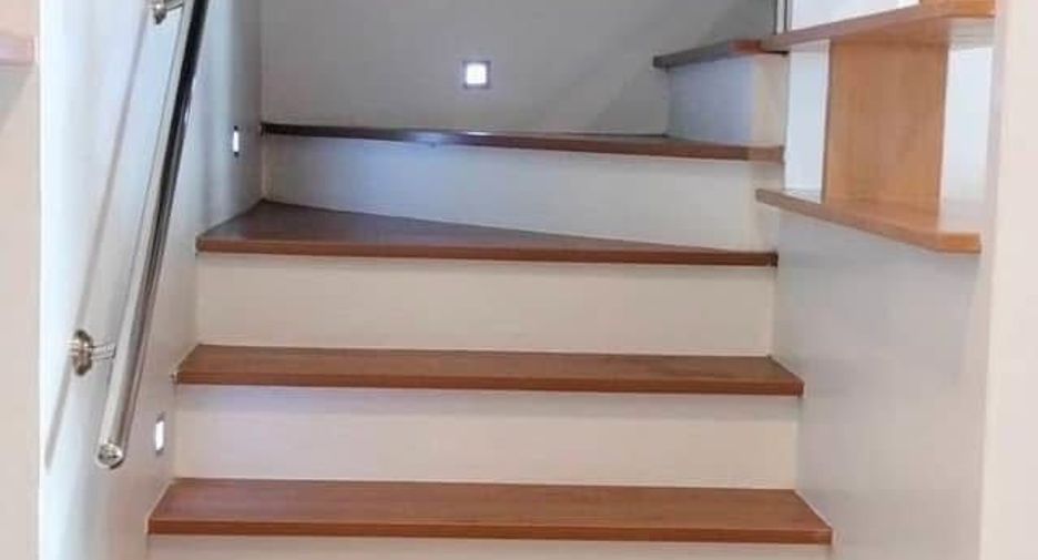 For rent 2 bedrooms townhouse in San Sai, Chiang Mai