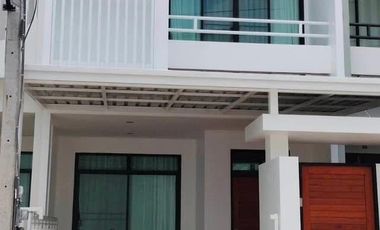 For rent 2 bedrooms townhouse in San Sai, Chiang Mai