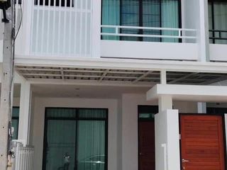 For rent 2 bedrooms townhouse in San Sai, Chiang Mai