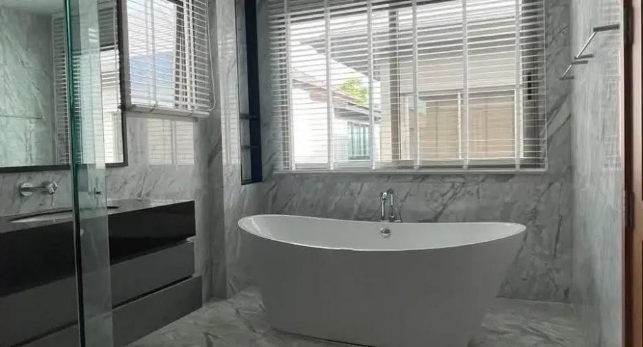 For rent 3 bedrooms house in Prawet, Bangkok