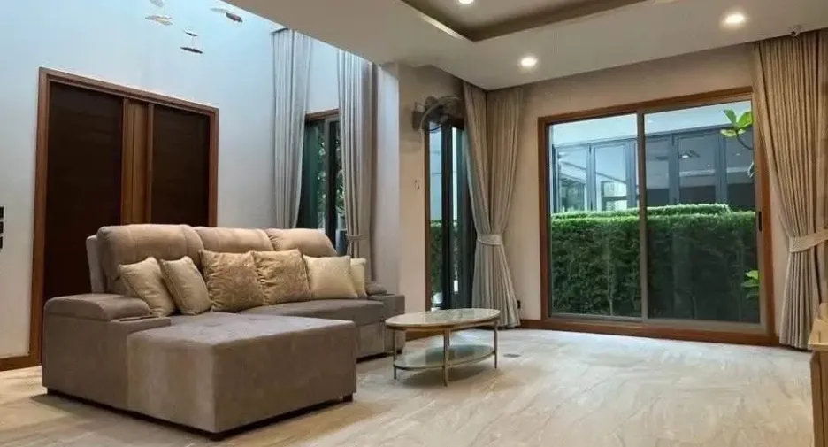 For rent 3 bedrooms house in Prawet, Bangkok