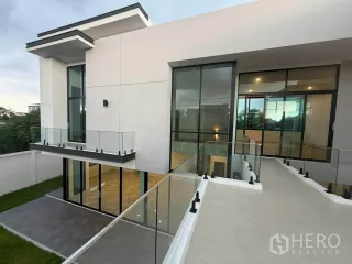 For rent 5 bedrooms house in Bang Khen, Bangkok