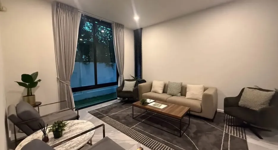 For rent 5 bedrooms house in Bang Khen, Bangkok