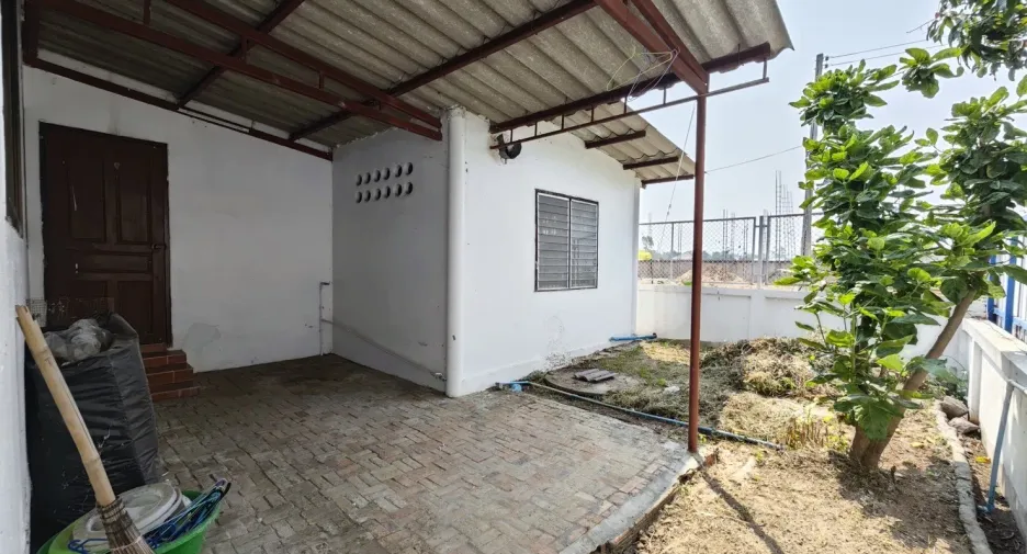 À vendre 3 chambres maison à Mueang Lamphun, Lamphun
