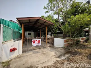 À vendre 3 chambres maison à Mueang Lamphun, Lamphun