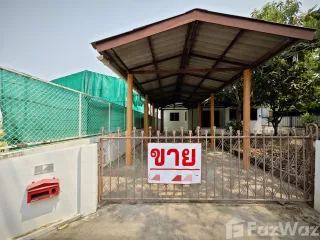 À vendre 3 chambres maison à Mueang Lamphun, Lamphun
