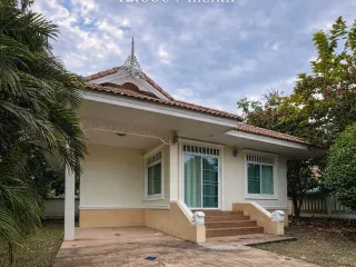 À louer 2 chambres maison à San Kamphaeng, Chiang Mai