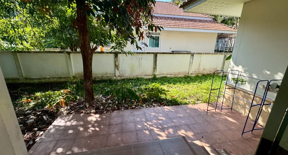 À louer 2 chambres maison à San Kamphaeng, Chiang Mai