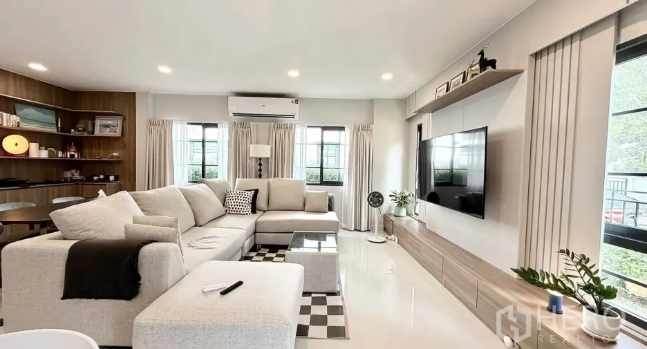 For rent 4 bedrooms house in Bang Phli, Samut Prakan