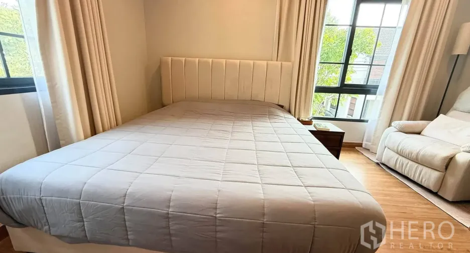 For rent 4 bedrooms house in Bang Phli, Samut Prakan