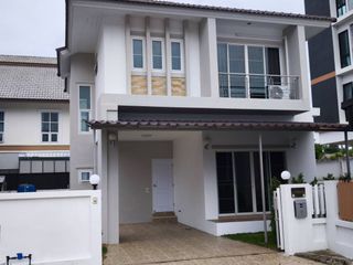 For rent 3 bedrooms house in Mueang Chiang Mai, Chiang Mai