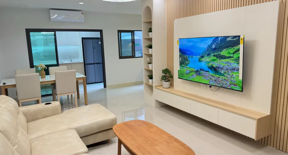 For rent 3 bedrooms townhouse in Bang Phli, Samut Prakan