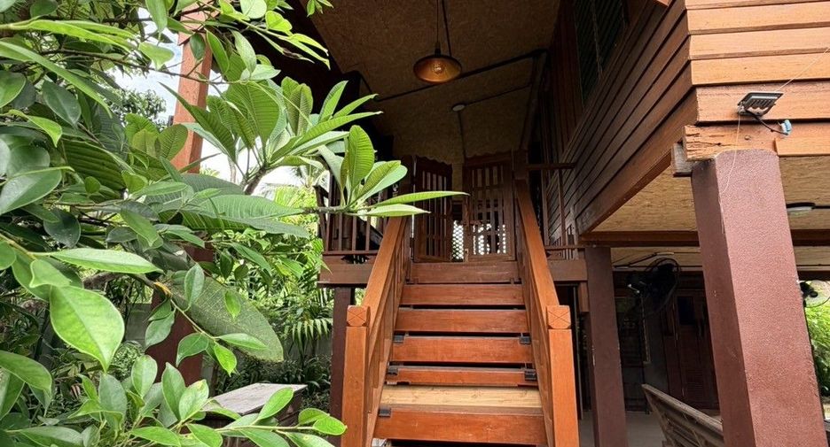 À louer 2 chambres maison à Saraphi, Chiang Mai