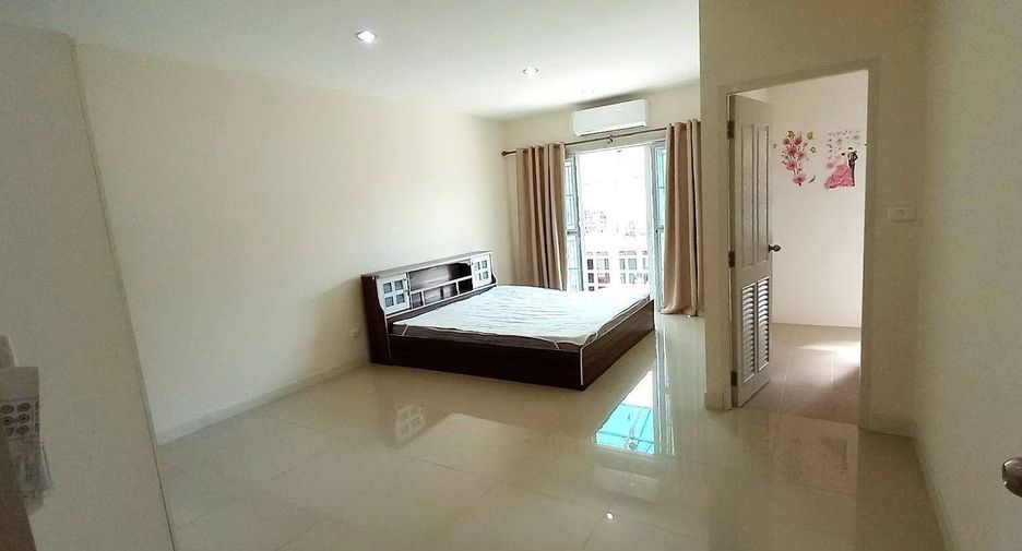 À louer 3 chambres maison à Mueang Chiang Mai, Chiang Mai