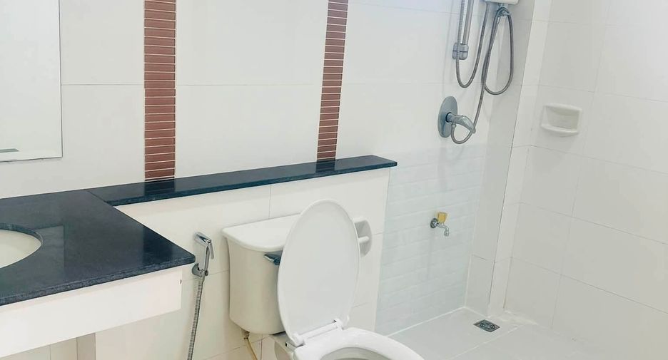 For rent 3 bedrooms house in San Kamphaeng, Chiang Mai