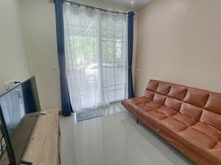 For rent 4 bedrooms townhouse in Mueang Chiang Mai, Chiang Mai
