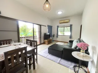À louer 3 chambres maison à Saraphi, Chiang Mai