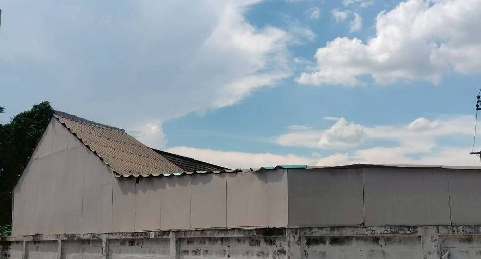 For rent 2 bedrooms townhouse in Mueang Chiang Mai, Chiang Mai