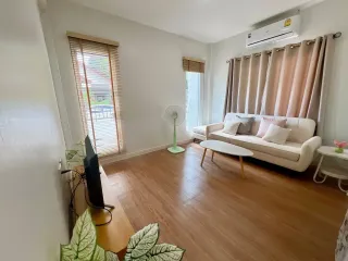 À louer 2 chambres maison à Saraphi, Chiang Mai