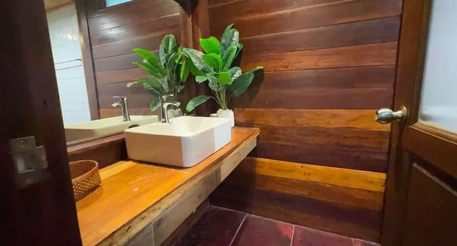 For rent 2 bedrooms house in Mueang Chiang Mai, Chiang Mai