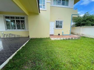 For rent 4 bedrooms house in Mueang Chiang Mai, Chiang Mai