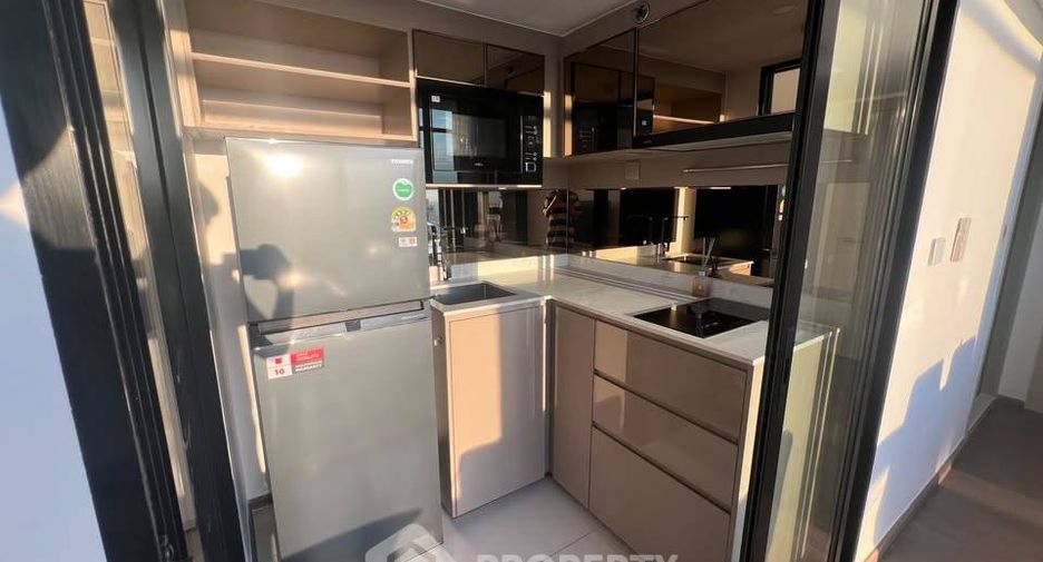 For rent and for sale 2 bedrooms condo in Ratchathewi, Bangkok