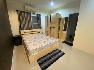 Casa adosada en alquiler de 2 habitaciones en Mueang Chiang Mai, Chiang Mai