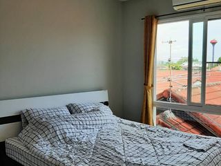 For rent 3 bedrooms townhouse in Mueang Chiang Mai, Chiang Mai