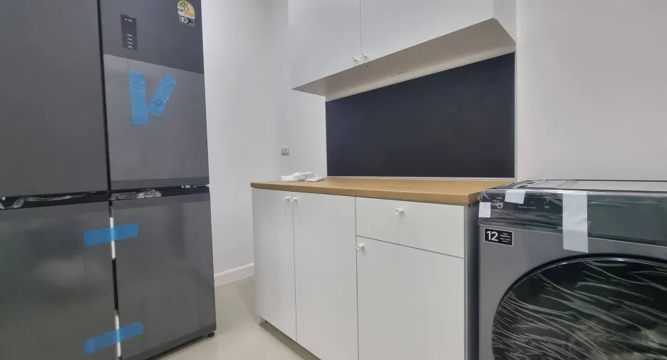 For rent 2 bedrooms townhouse in Mueang Chiang Mai, Chiang Mai