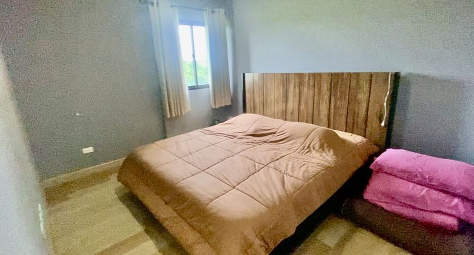 For rent 3 bedrooms townhouse in Mueang Chiang Mai, Chiang Mai