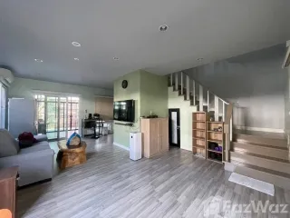 For rent 3 bedrooms townhouse in Mueang Chiang Mai, Chiang Mai