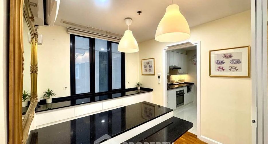 For rent 2 ベッドルーム condo in Sathon, Bangkok