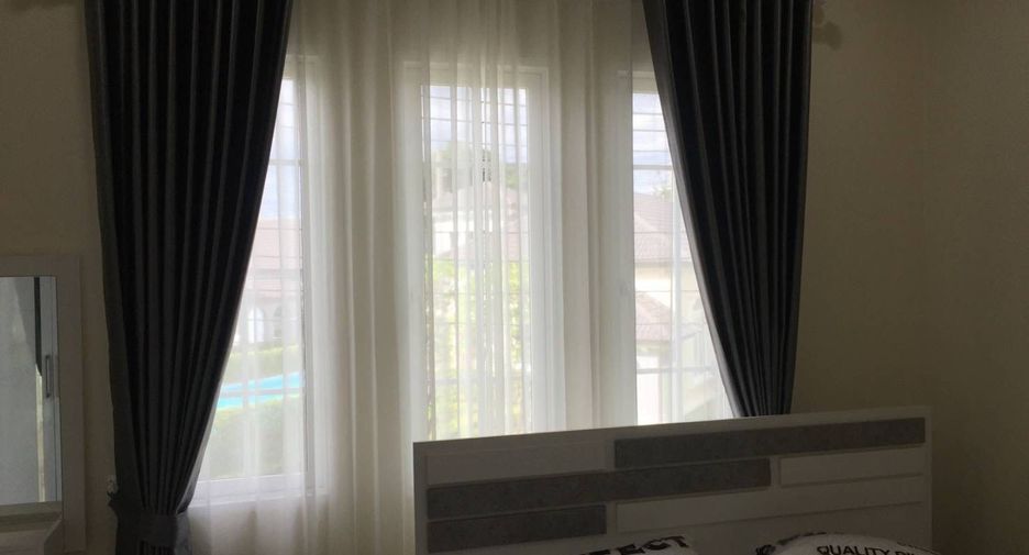 For rent 3 bedrooms townhouse in Mueang Chiang Mai, Chiang Mai