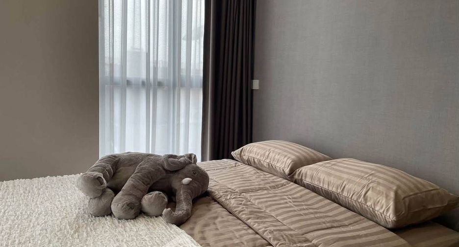 For rent 2 bedrooms condo in Ratchathewi, Bangkok