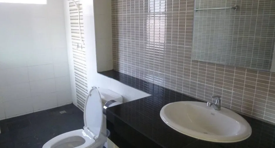 Casa en alquiler de 2 habitaciones en Mueang Chiang Mai, Chiang Mai