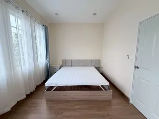 For rent 3 bedrooms townhouse in Mueang Chiang Mai, Chiang Mai