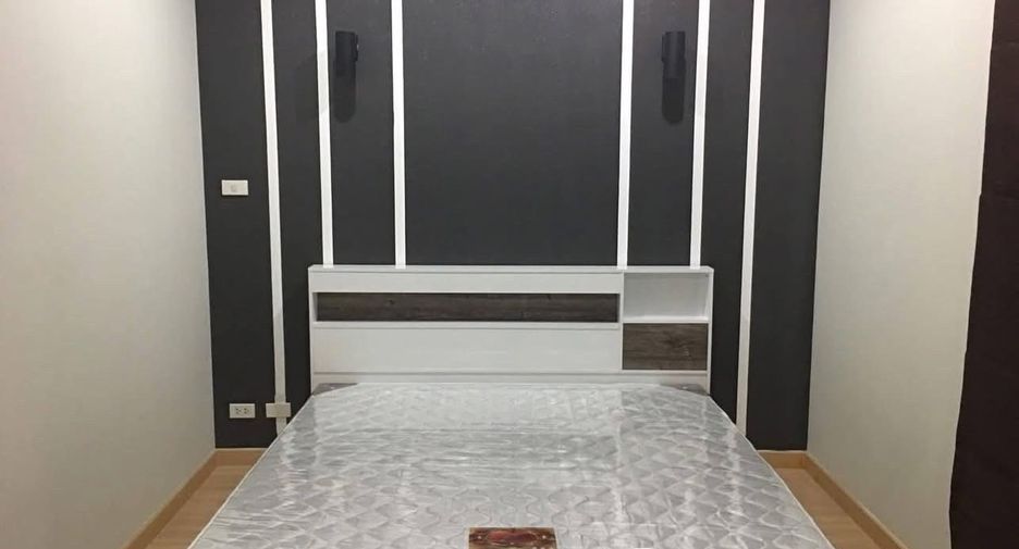 For rent 3 bedrooms townhouse in Mueang Chiang Mai, Chiang Mai