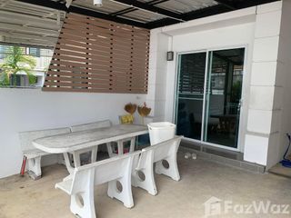 For rent 3 bedrooms townhouse in Mueang Chiang Mai, Chiang Mai