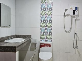 For rent 2 bedrooms retail Space in Mueang Chiang Mai, Chiang Mai