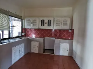 À louer 3 chambres maison à Mueang Chiang Mai, Chiang Mai