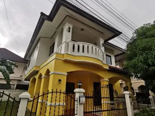 À louer 3 chambres maison à Mueang Chiang Mai, Chiang Mai